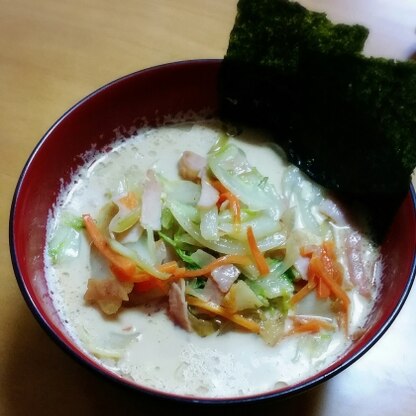 ラーメンに白菜のシャキシャキがすごく良かったです！
とても美味しく頂きました♪
ごちそうさまでした～☆